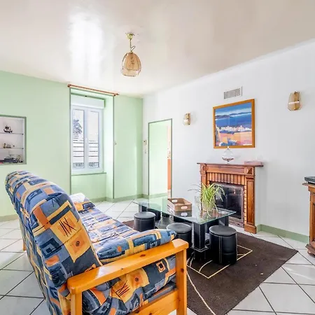 3ch 8 Personnes * Saint-Hilaire-de-Voust