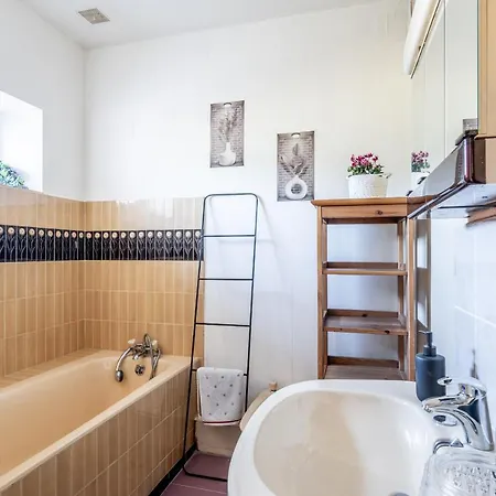 3ch 8 Personnes Holiday home Saint-Hilaire-de-Voust
